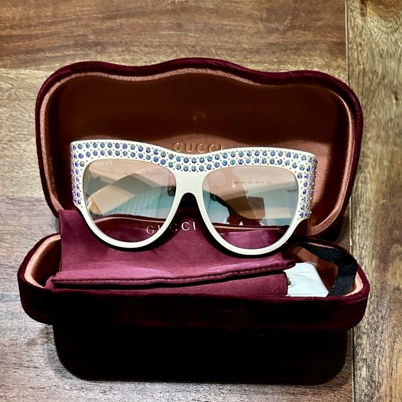 GUCCI GG 135mm Crystal mirror Off white Oversized Sunglasses main image 14